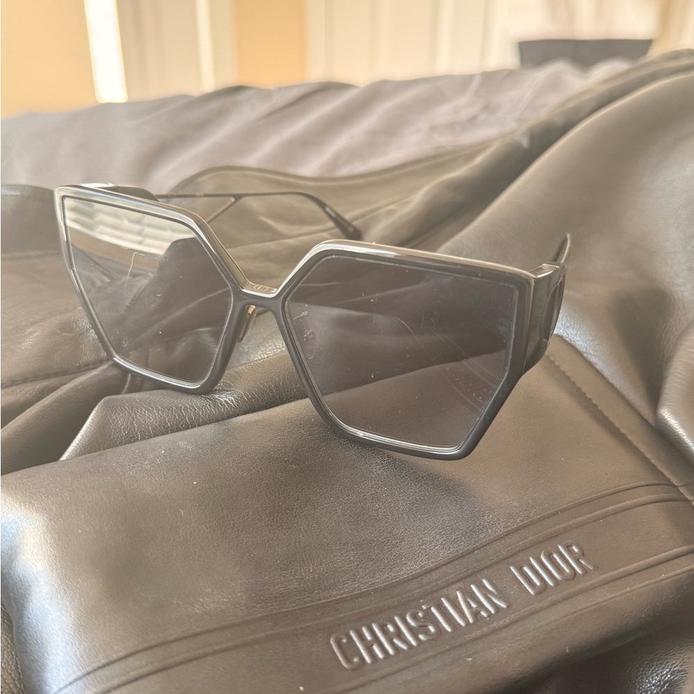 Dior Black Geometric Sunglasses - Picture 3 of 4